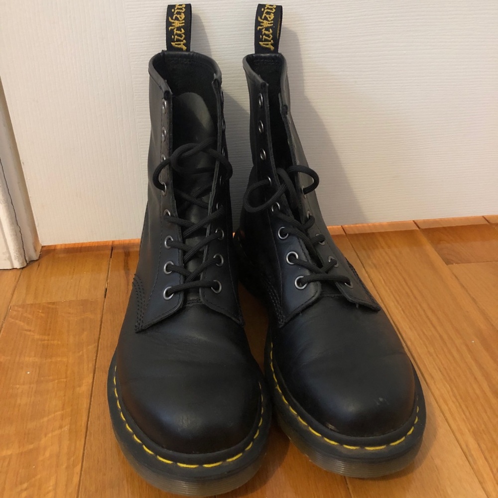 Size 9 Doc Martens